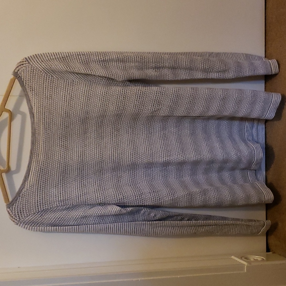 Athleta Long Sleeve Top